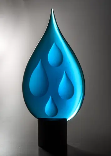 Glass sculpture